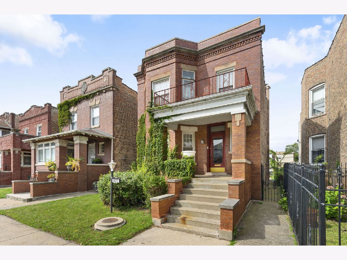  For Sale Chicago Illinois, 6820 Dante Avenue