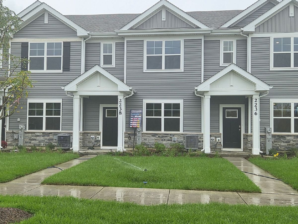  For Rent Oswego Illinois, 2238 Bodega