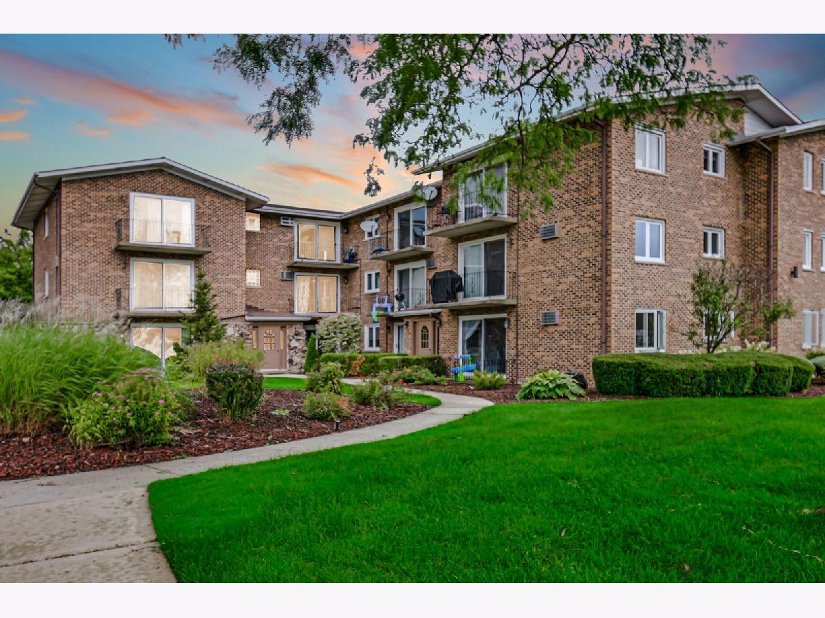  For Sale Orland Park Illinois, 9040 140th Street