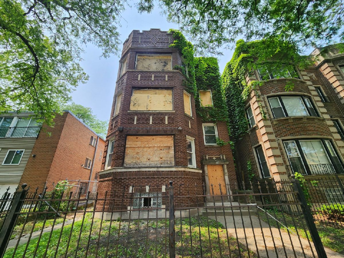  For Sale Chicago Illinois, 7952 Langley Avenue