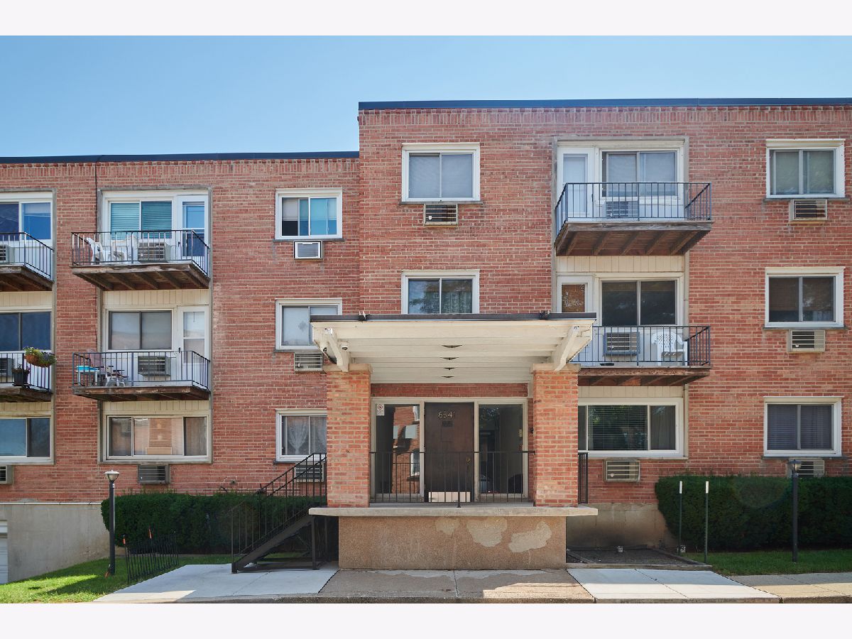 For Sale Skokie Illinois, 8541 Lotus Avenue
