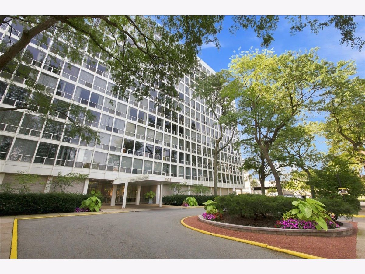  Rented Chicago Illinois, 601 32nd