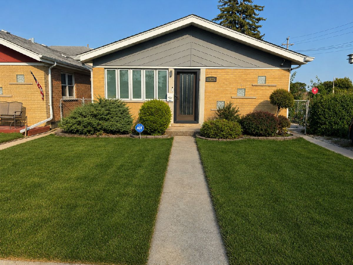  For Sale Chicago Illinois, 5925 Natoma Avenue