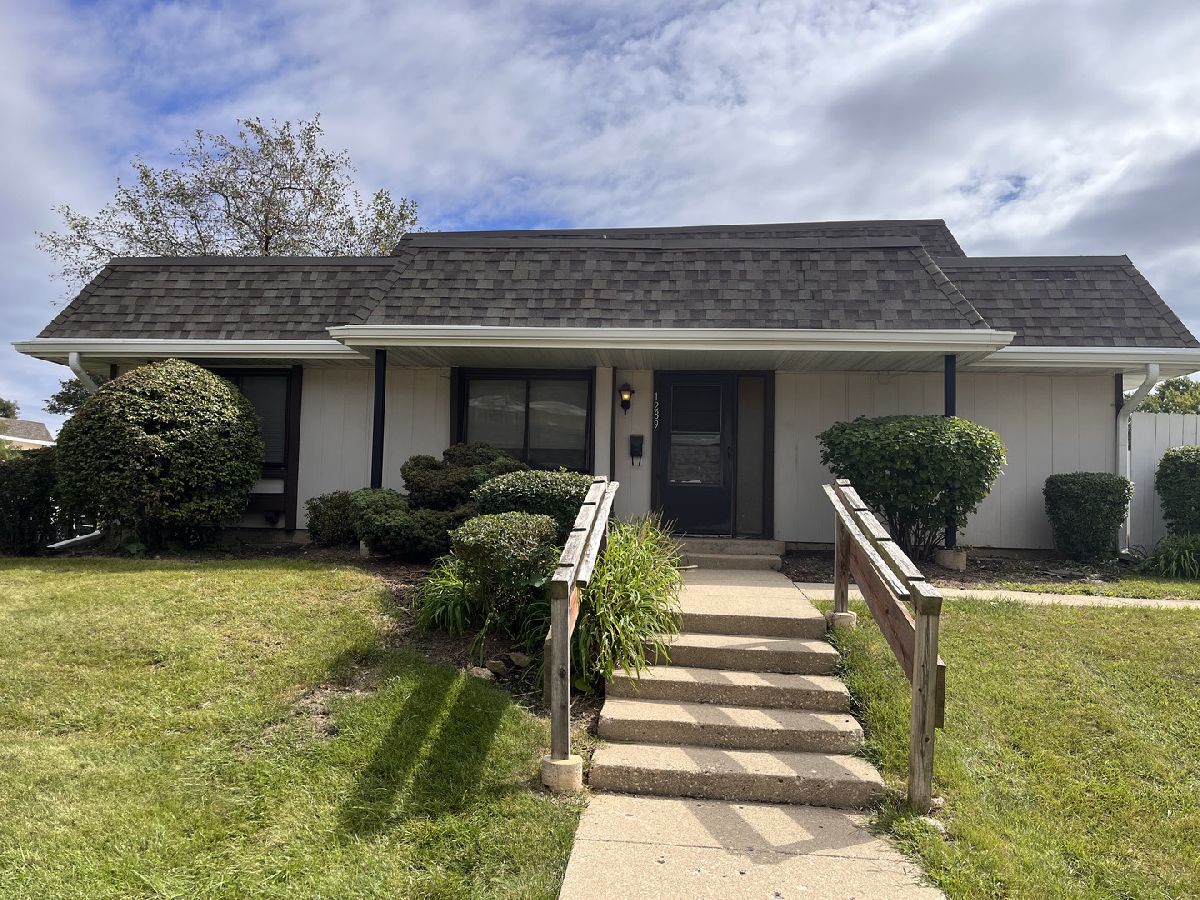  For Rent Hanover Park Illinois, 1289 Court E