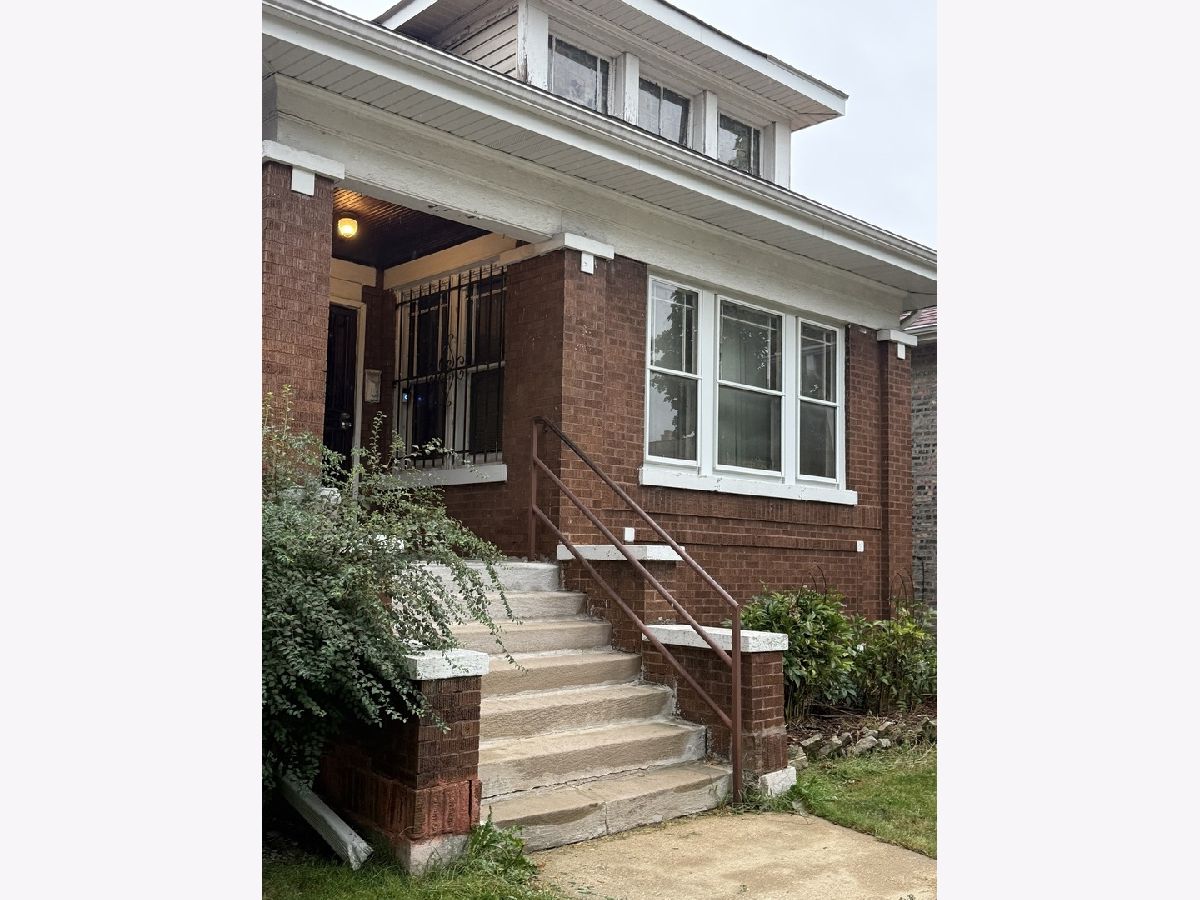  For Sale Chicago Illinois, 6411 Rockwell Street