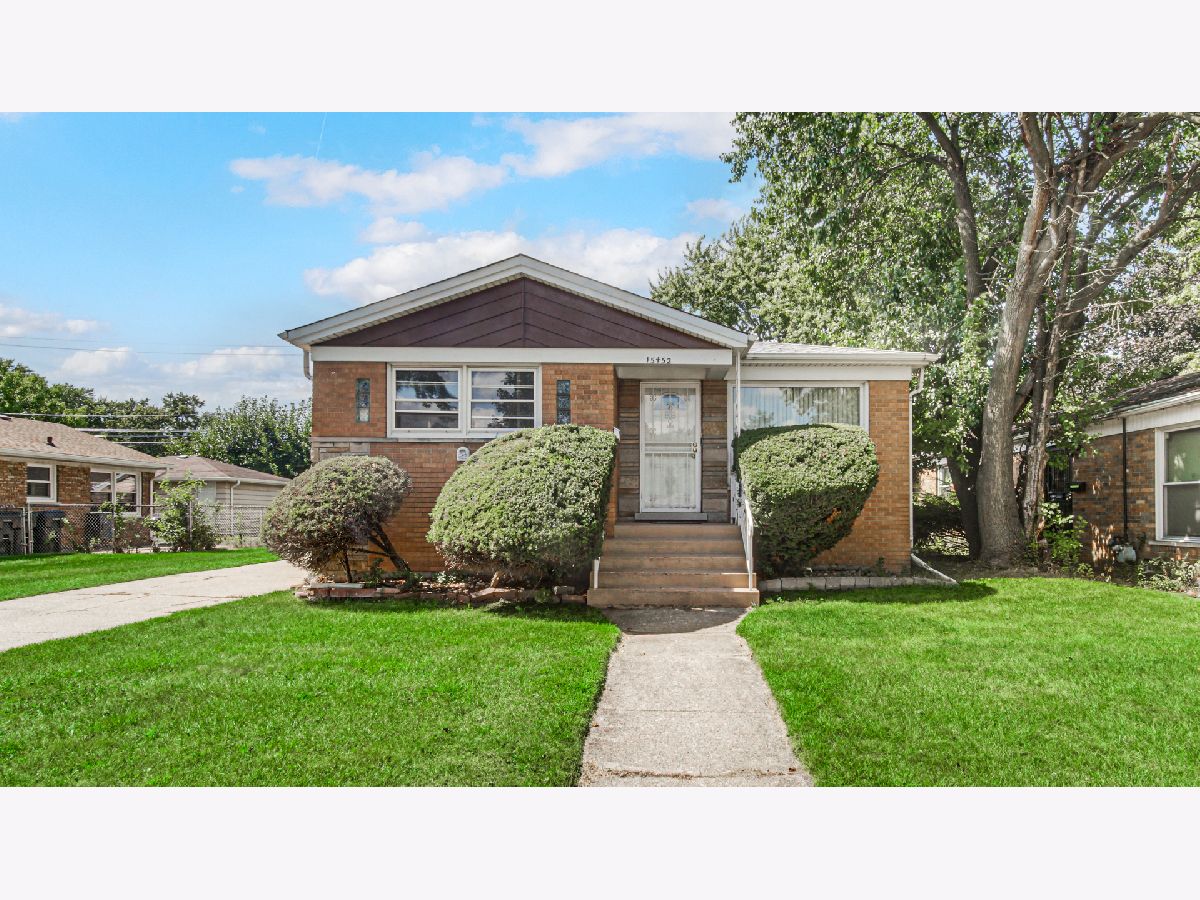  For Sale South Holland Illinois, 15452 Woodlawn East Avenue