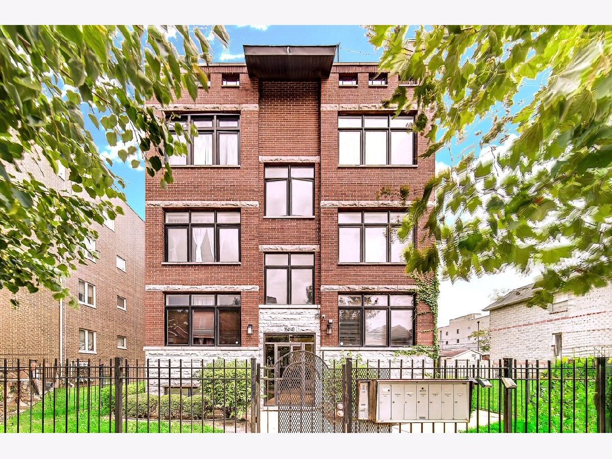  For Sale Chicago Illinois, 3541 Prairie Avenue