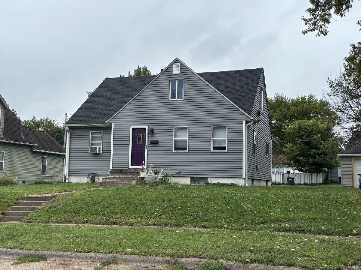  For Sale Clinton Iowa, 2440 Dunham Street
