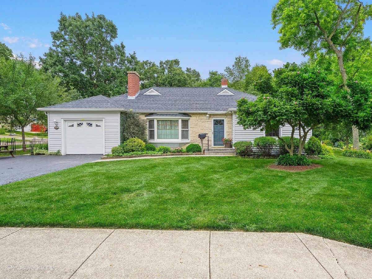  For Sale West Chicago Illinois, 449 Arbor Avenue