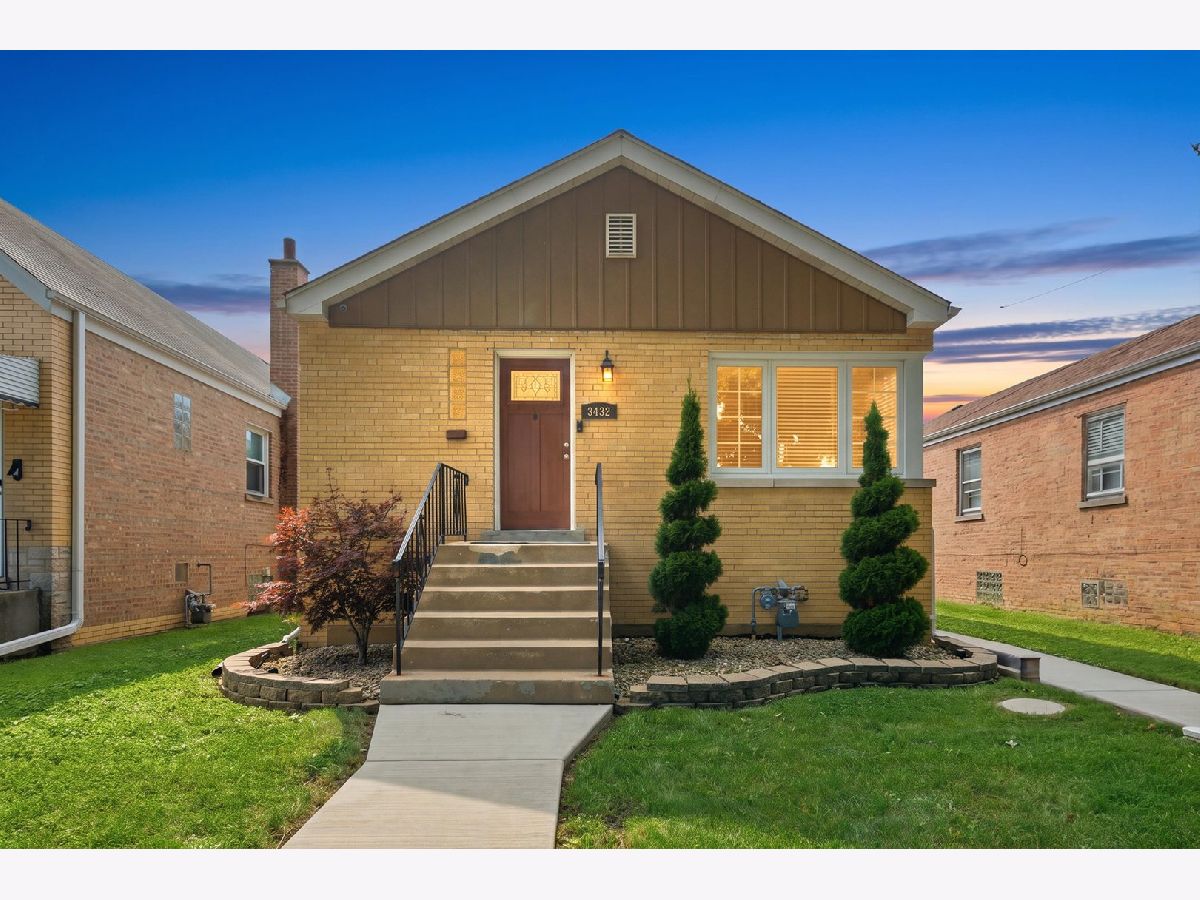  For Sale Berwyn Illinois, 3432 Highland Avenue