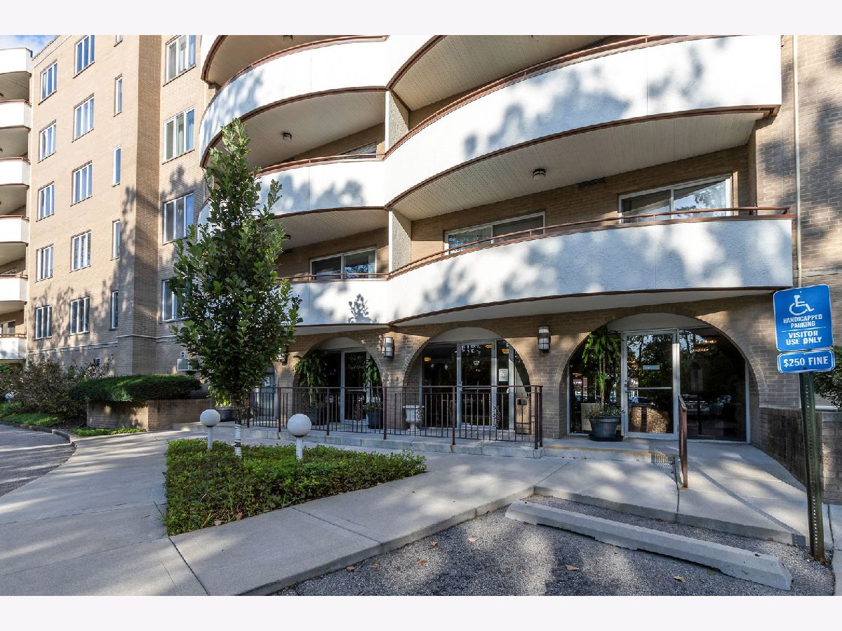  For Sale Lincolnwood Illinois, 6400 Cicero Avenue