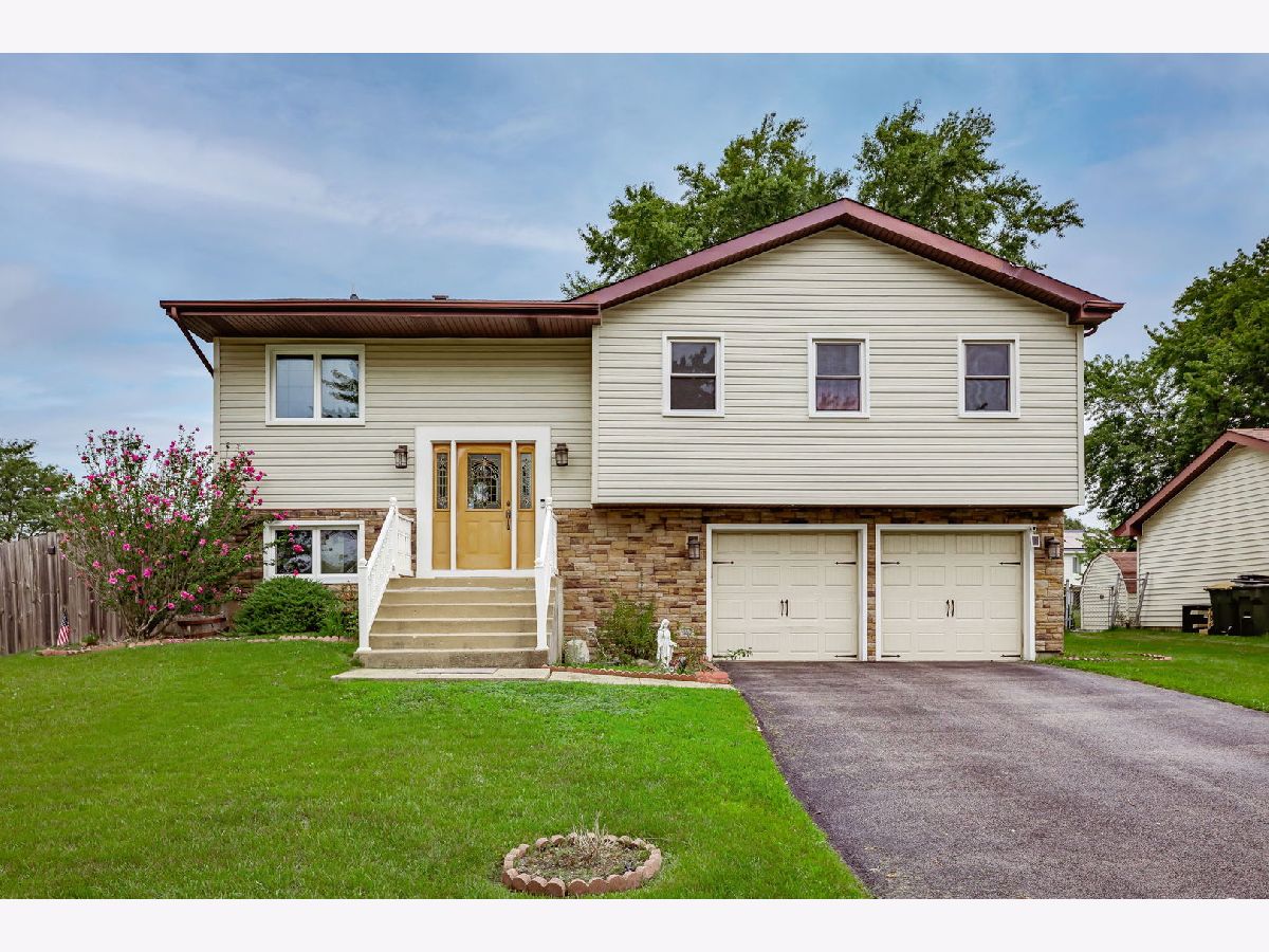  For Sale Hanover Park Illinois, 1780 Nautilus Lane