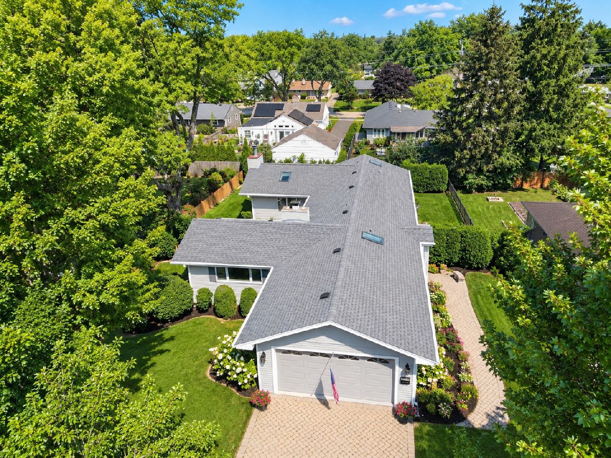 Homes & Townhomes & Condos For Sale Barrington Village Barrington Illinois, 434 Valencia Avenue