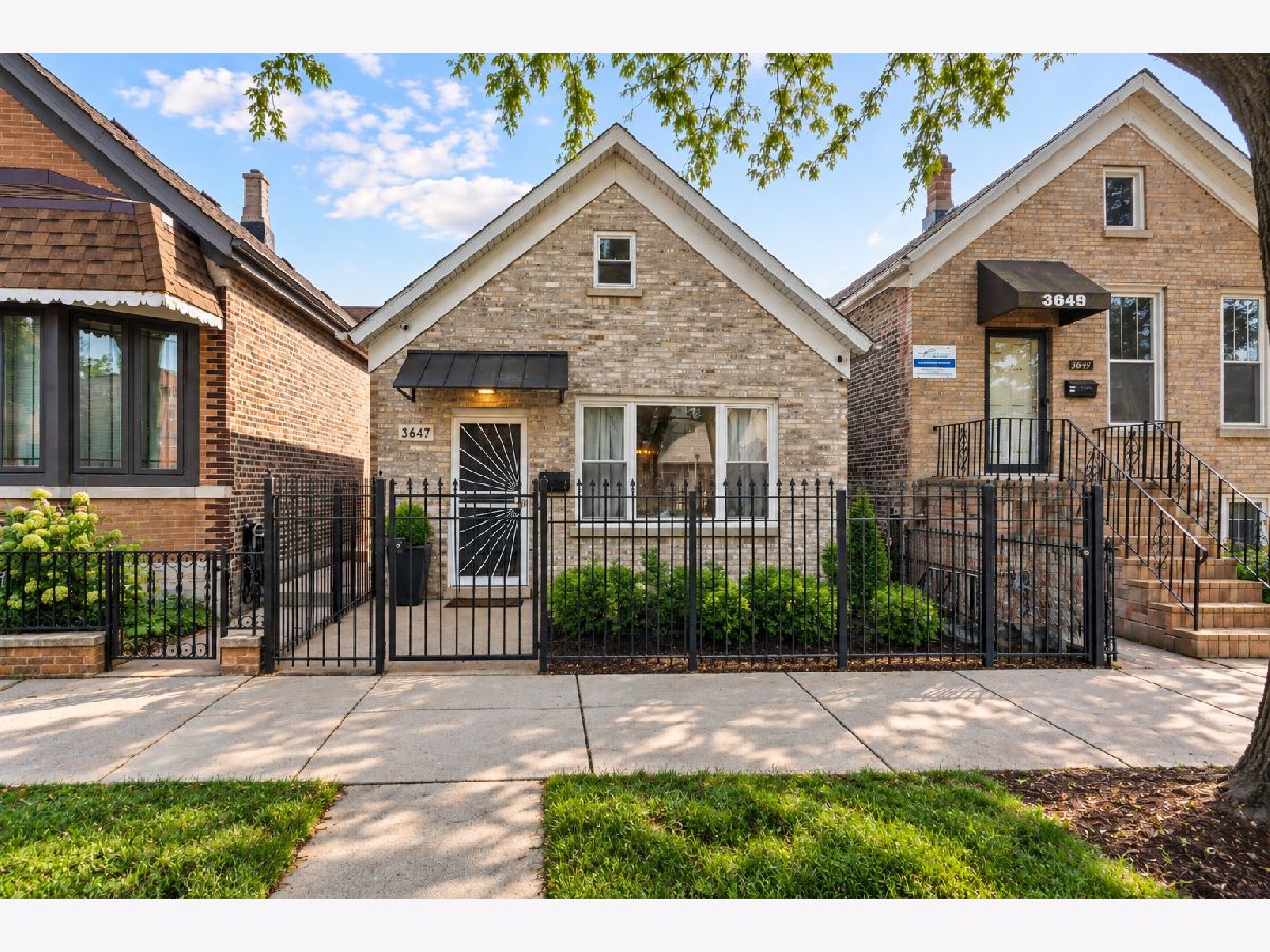  For Sale Chicago Illinois, 3647 Union Avenue