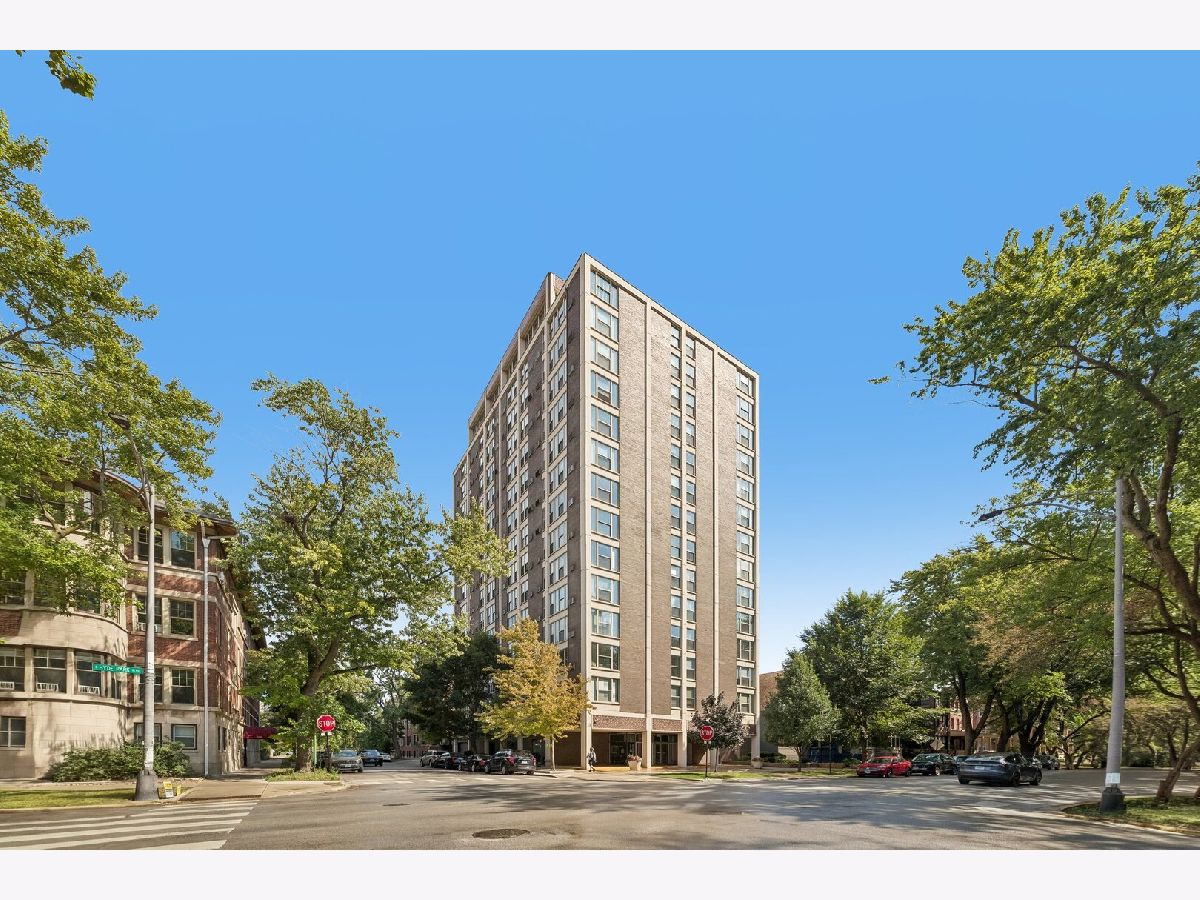  For Sale Chicago Illinois, 5401 Hyde Park Boulevard