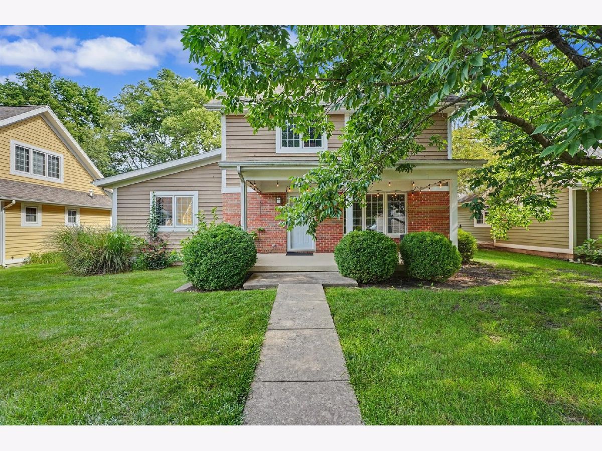  For Rent Monticello Illinois, 2 Hedgerow