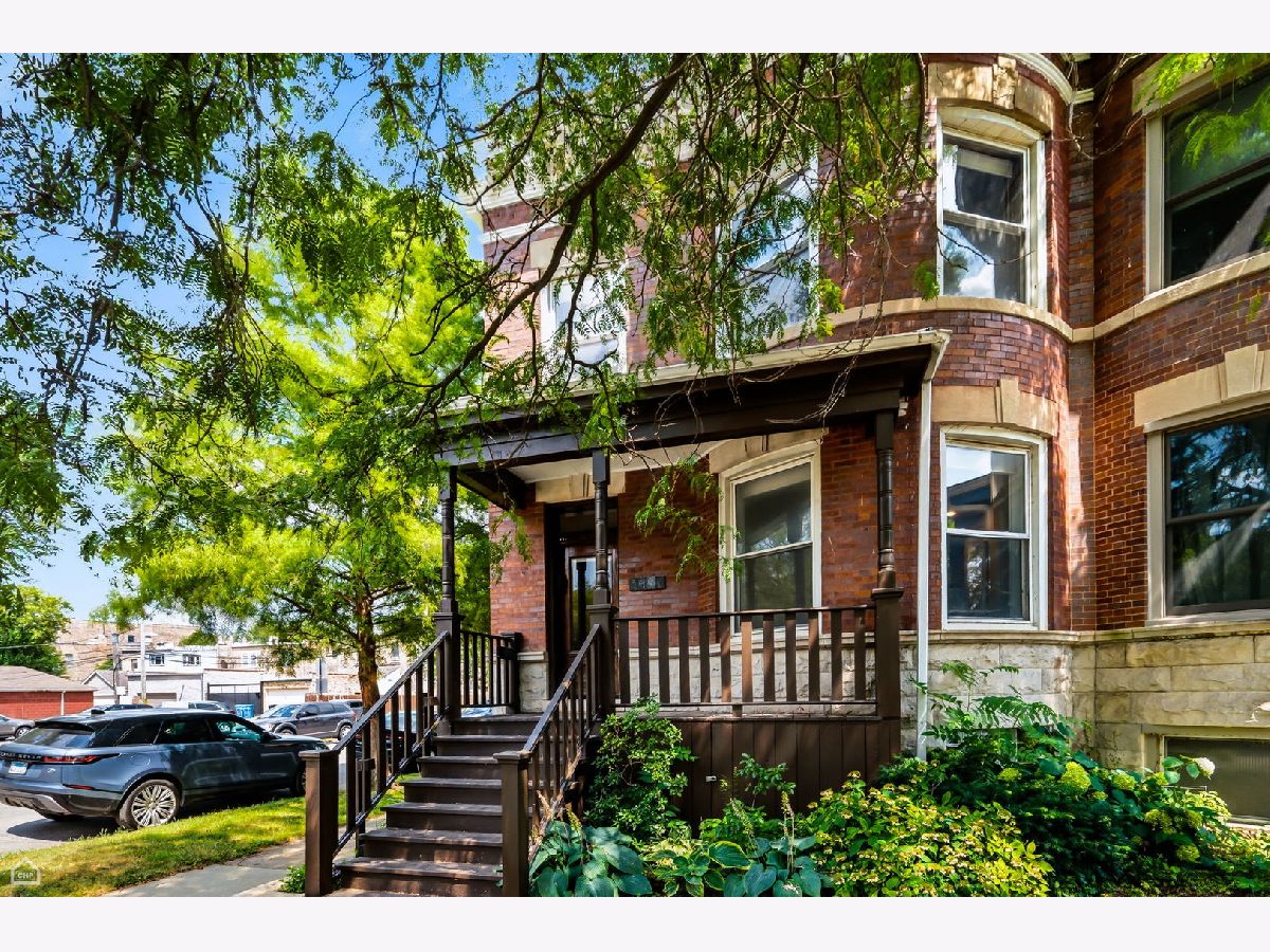  For Sale Chicago Illinois, 5401 Maryland Avenue