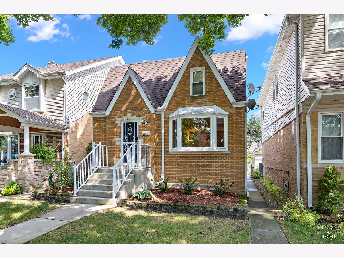  For Sale Chicago Illinois, 6051 Marmora Avenue