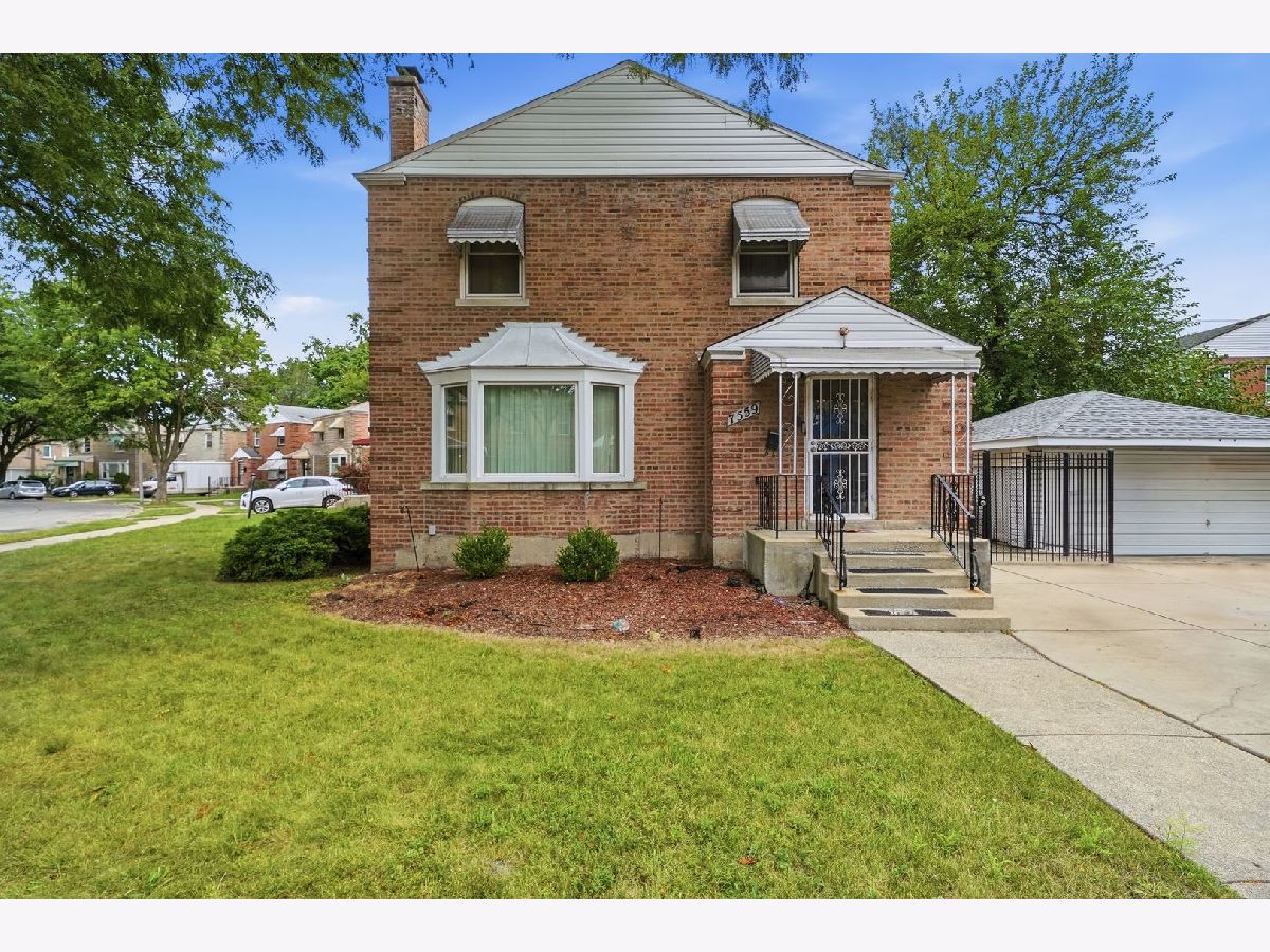  For Sale Chicago Illinois, 7559 Hoyne Avenue