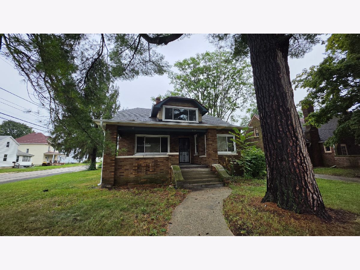  For Sale Freeport Illinois, 1303 Oak Avenue