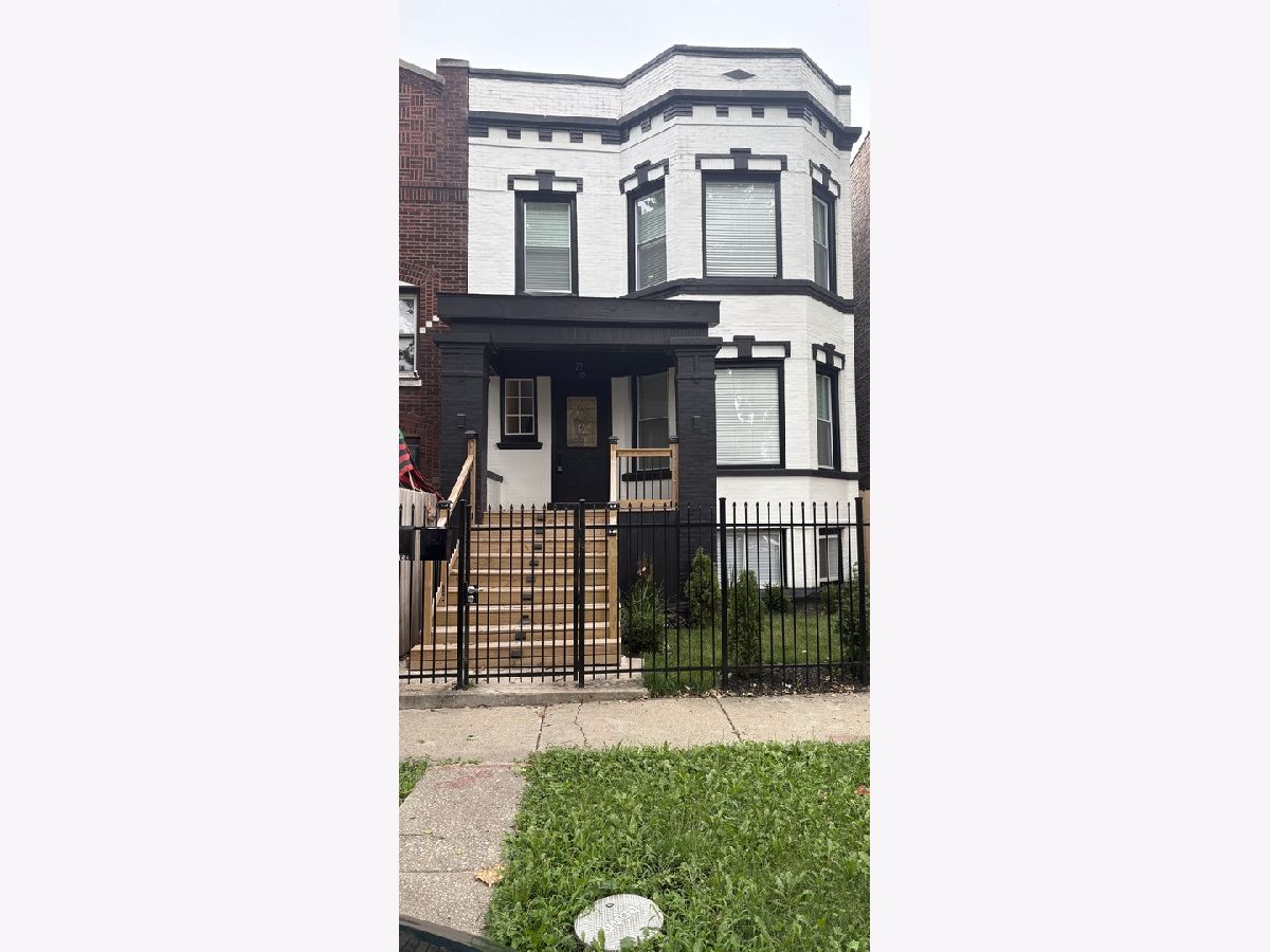  For Sale Chicago Illinois, 27 Latrobe Avenue