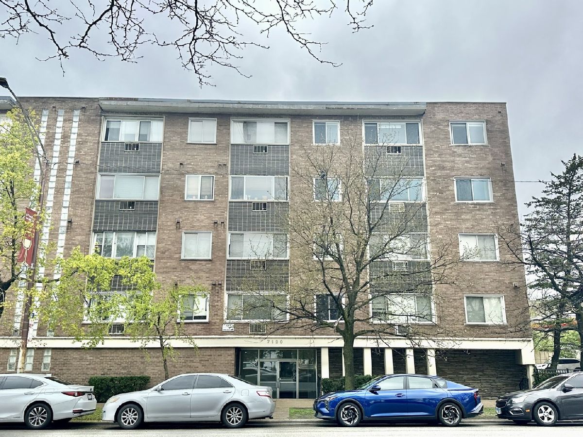  For Rent Chicago Illinois, 7120 Sheridan