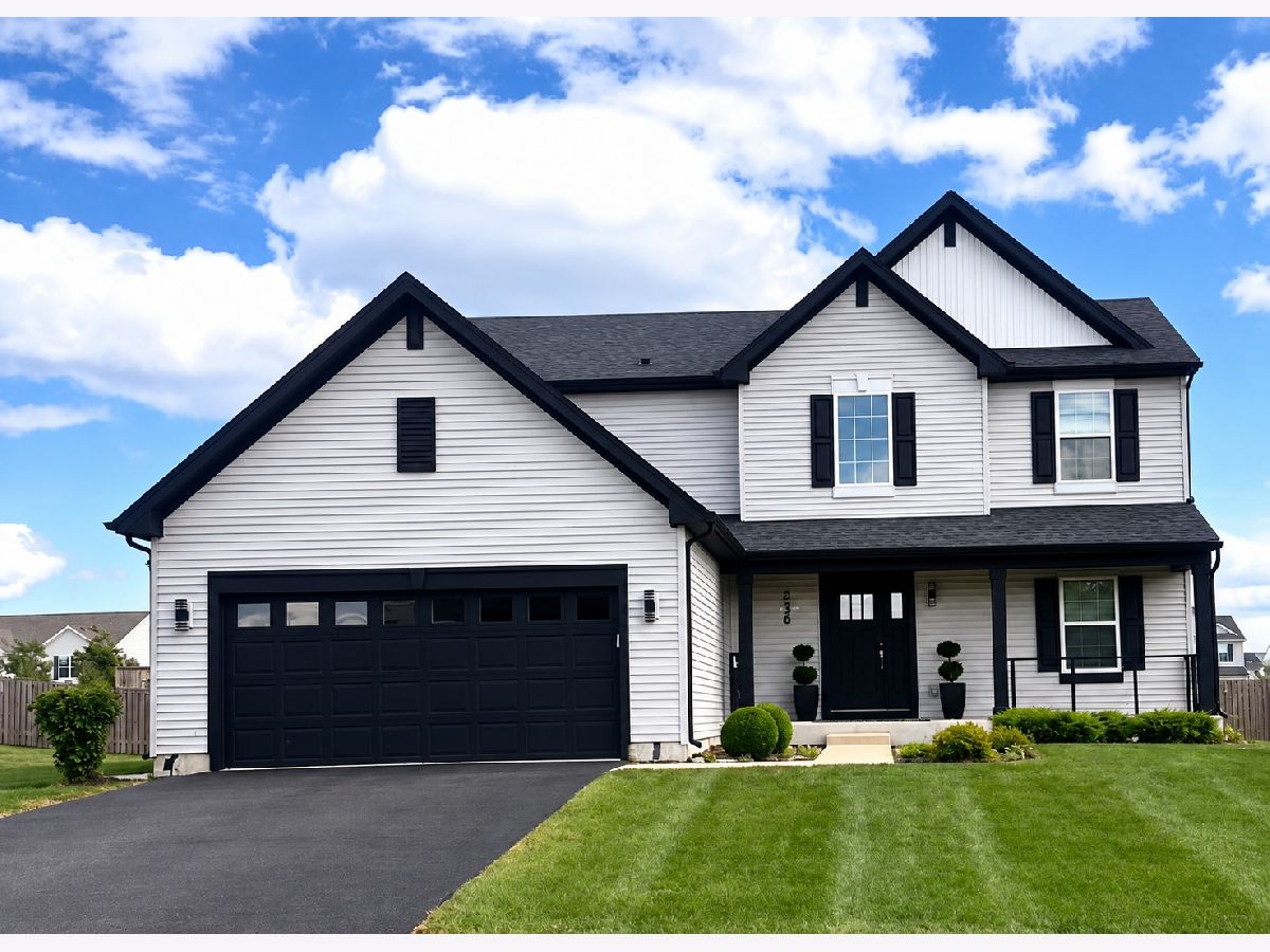  For Sale Yorkville Illinois, 536 Warbler Lane