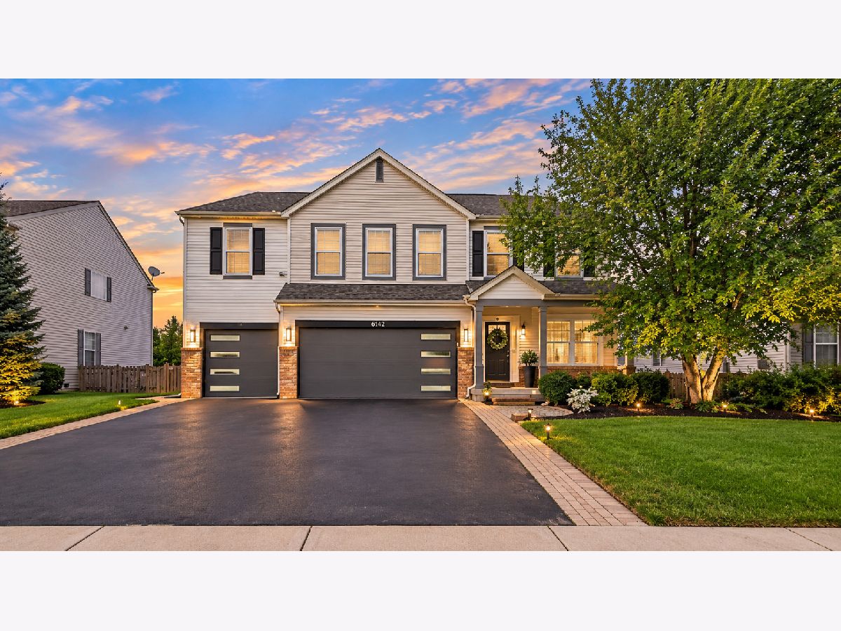  For Sale Plainfield Illinois, 6142 Autumn Ridge Drive