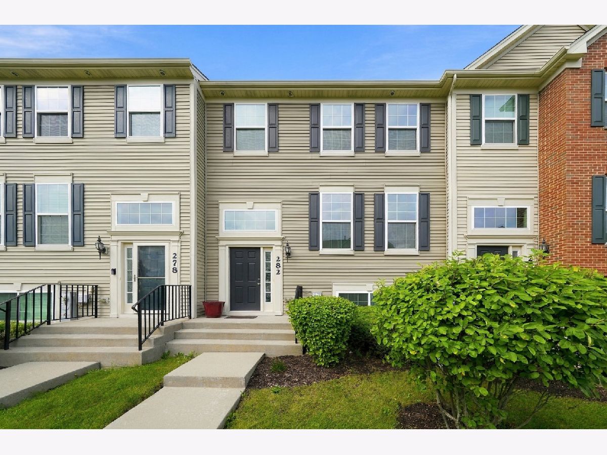  For Sale Grayslake Illinois, 282 Lionel Drive