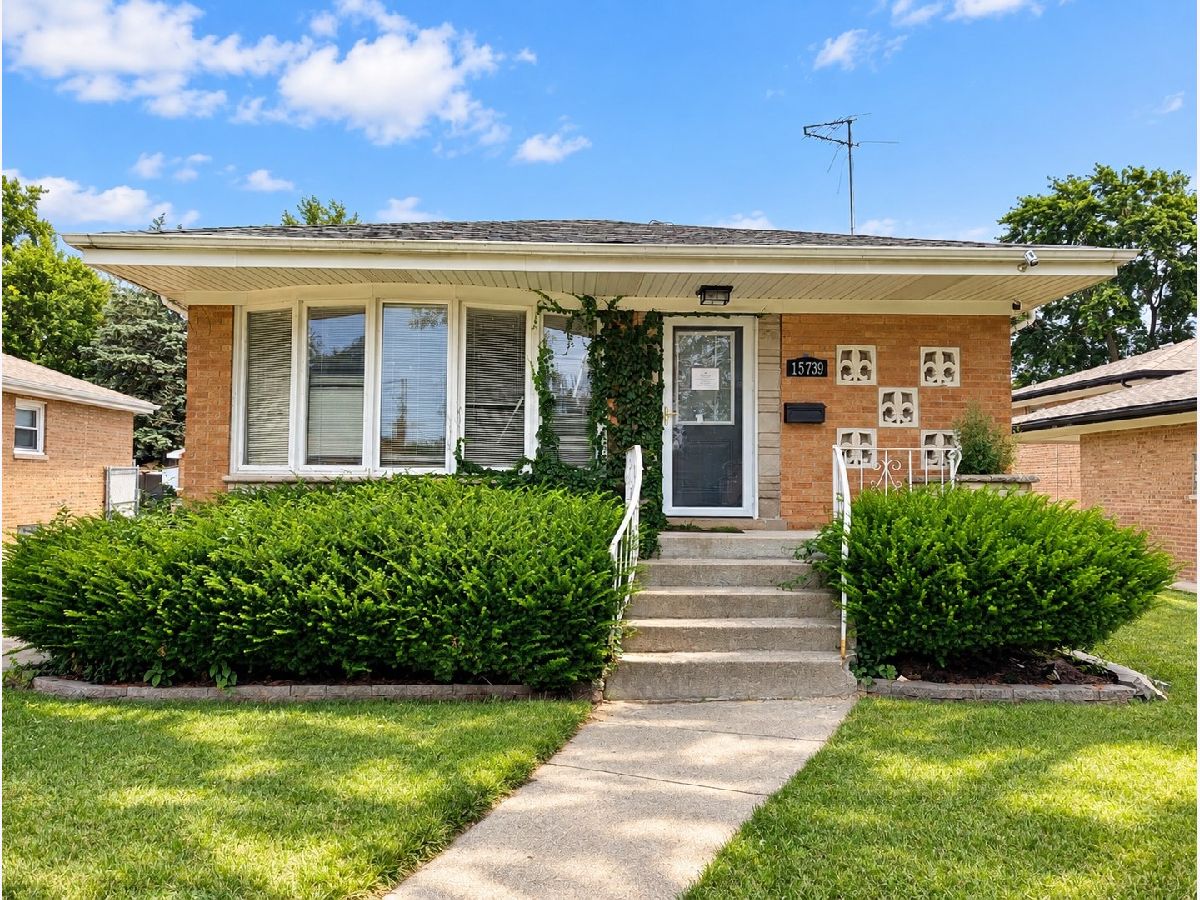  For Sale Dolton Illinois, 15739 Ingleside Avenue