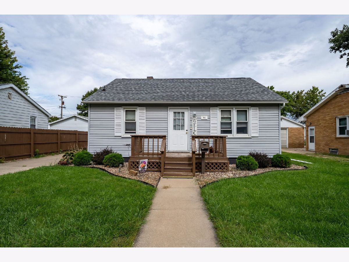  For Sale Pontiac Illinois, 911 Madison Street