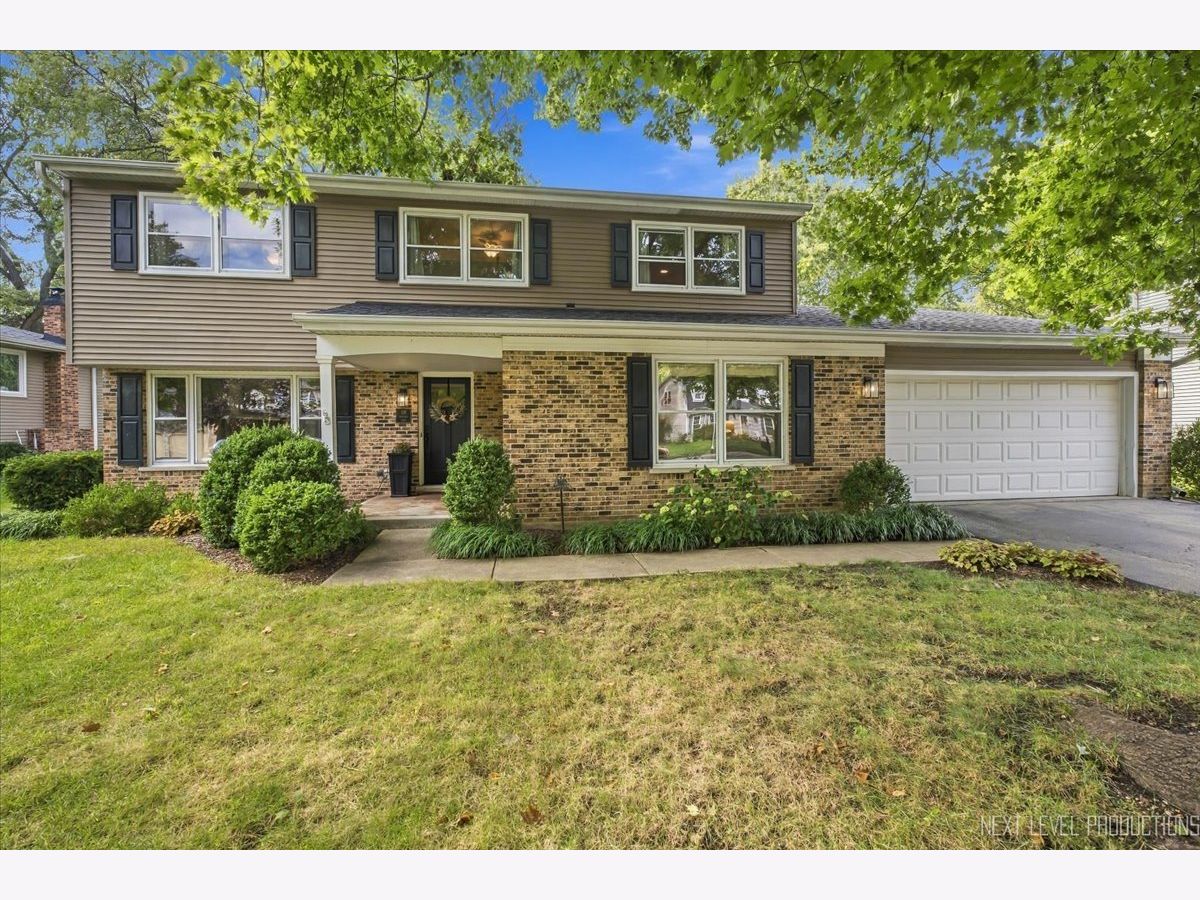  For Sale Geneva Illinois, 6 Andover Lane