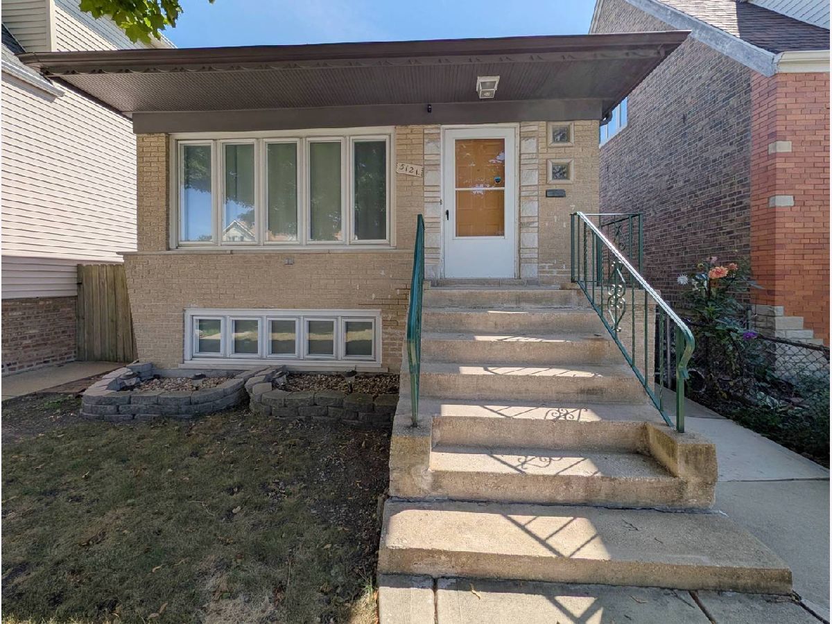  For Sale Chicago Illinois, 5121 Tripp Avenue