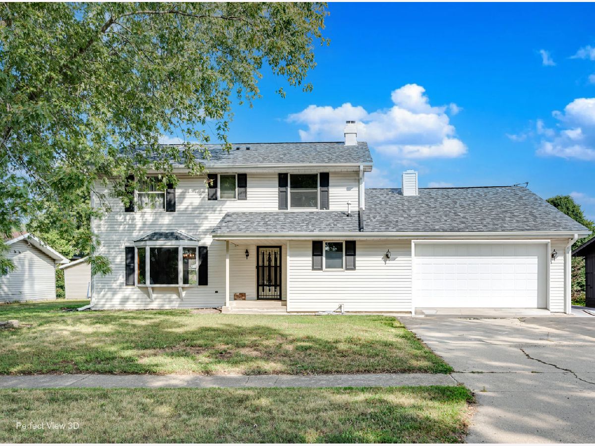  For Sale Coal City Illinois, 455 Shabbona Street