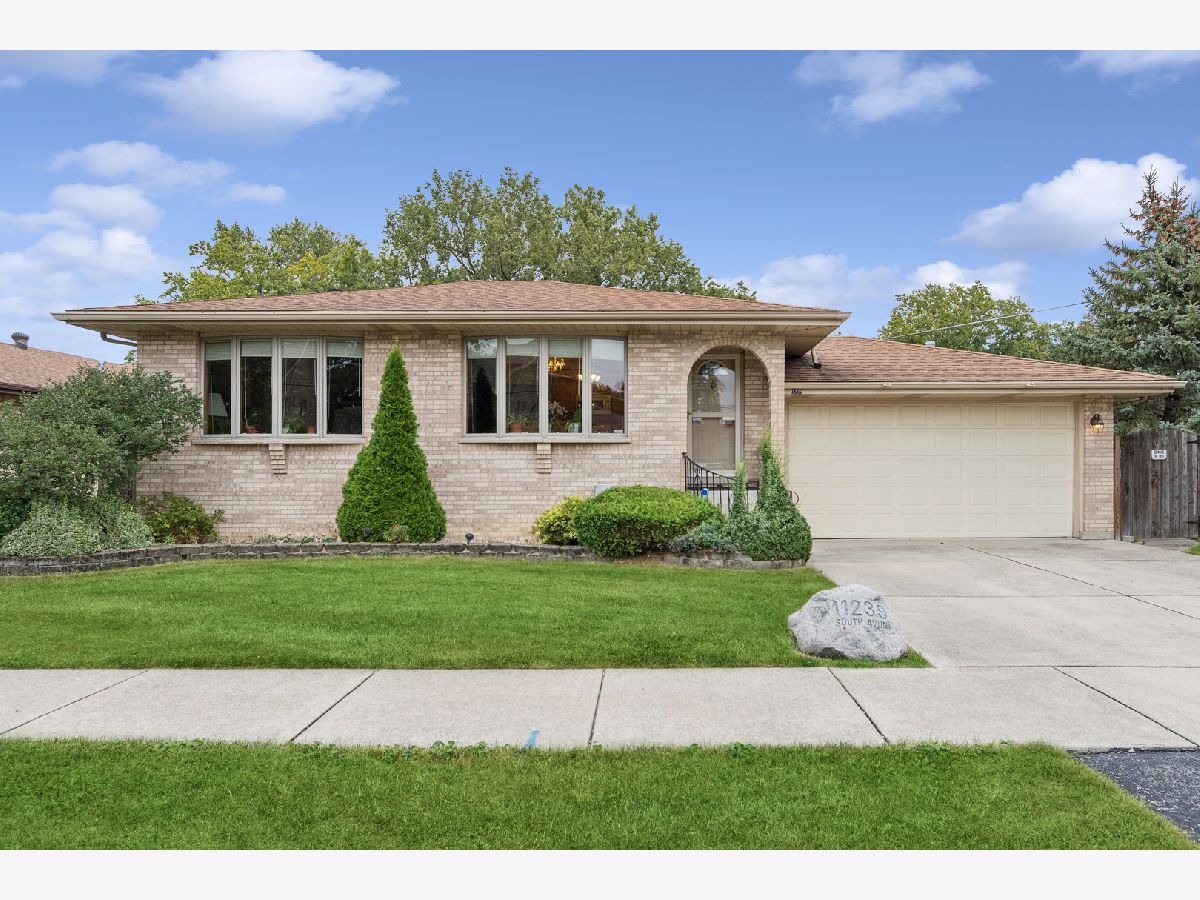  For Sale Alsip Illinois, 11239 Avon Avenue