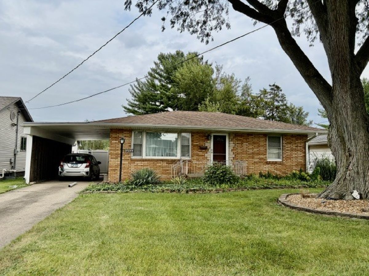  Sold Peru Illinois, 2327 9th