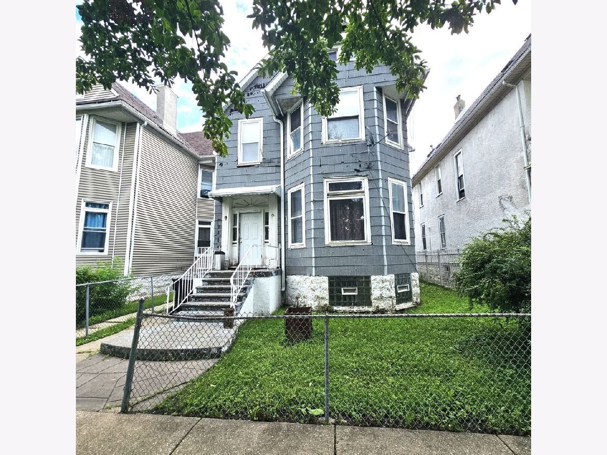  For Sale Chicago Illinois, 319 Lotus Avenue