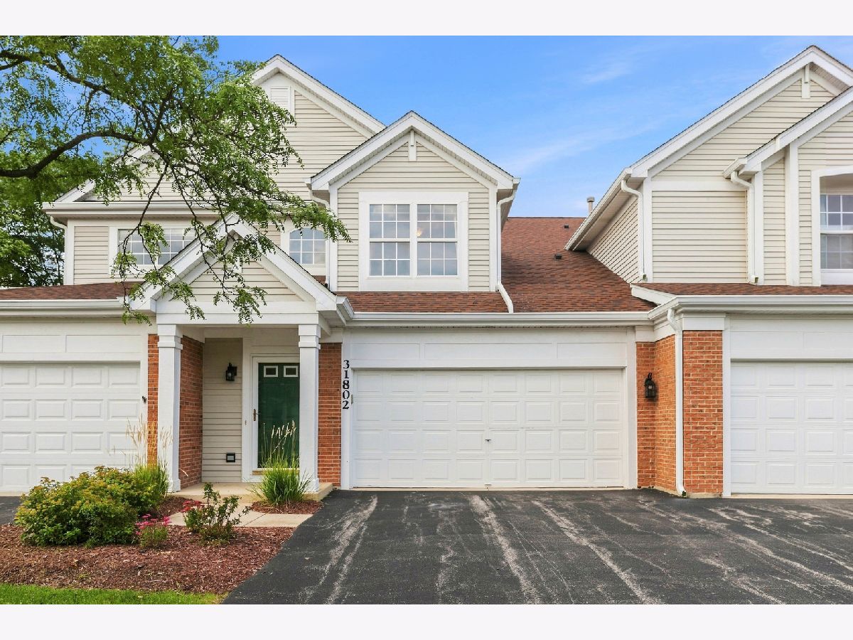  For Sale Warrenville Illinois, 31802 Mccormick Lane