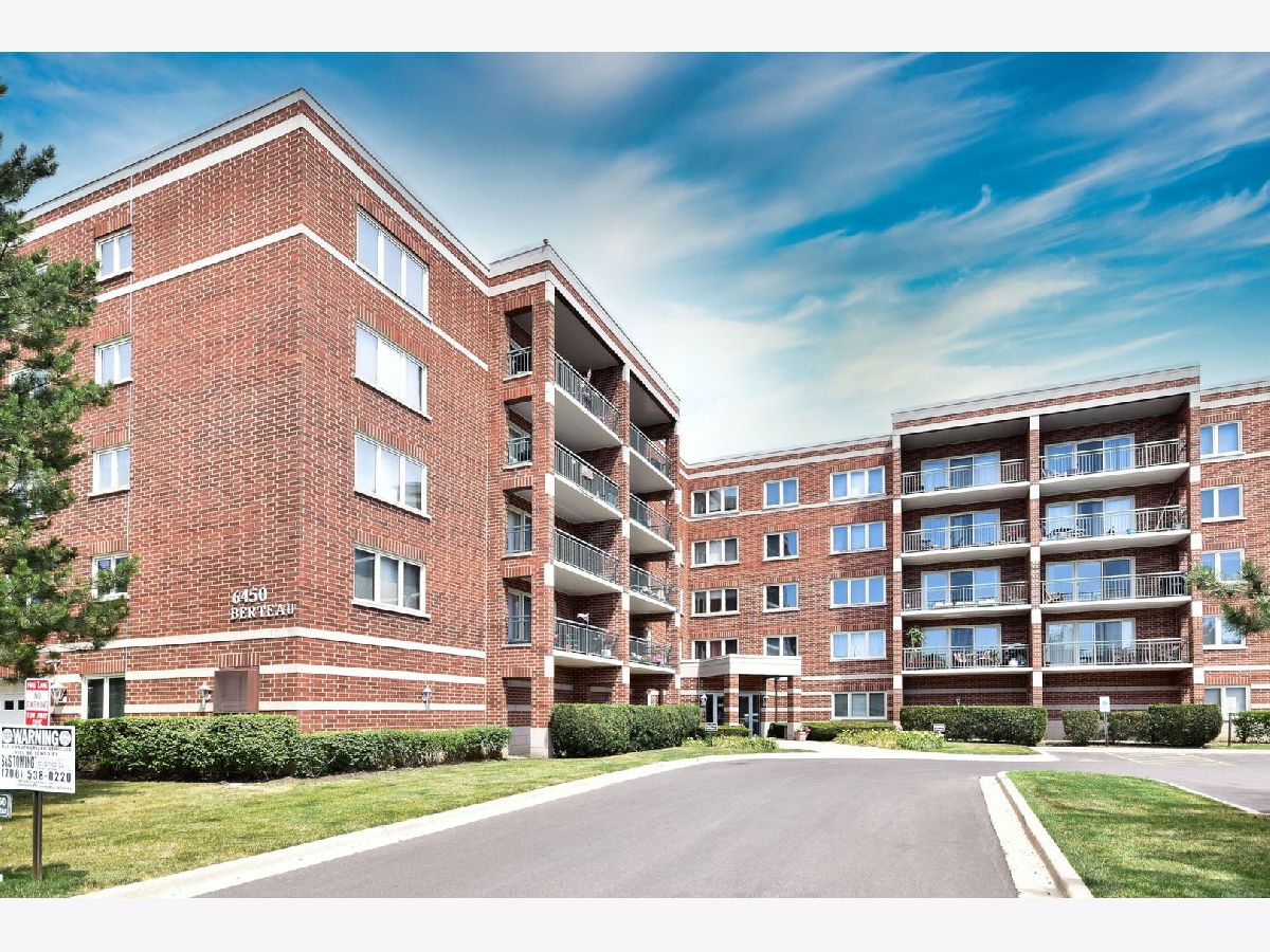  For Rent Chicago Illinois, 6401 Berteau