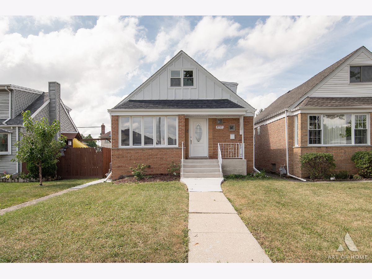  For Sale Burbank Illinois, 7712 Nagle Avenue