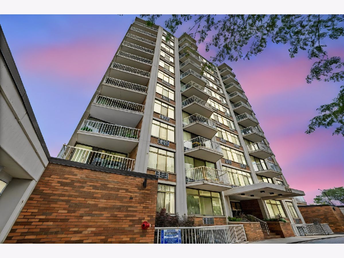  For Sale Chicago Illinois, 3100 King Drive