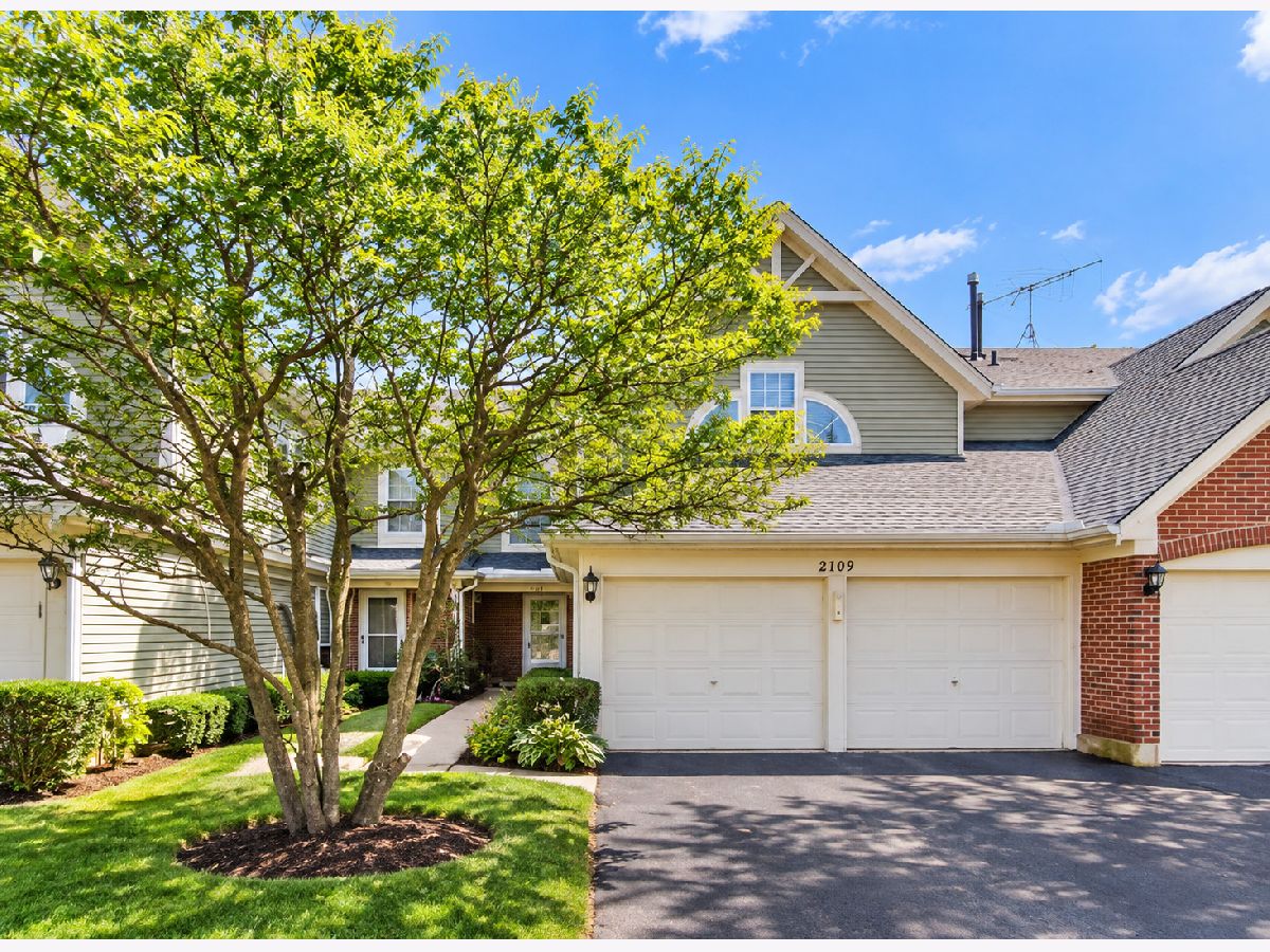  For Rent Hanover Park Illinois, 2109 Camden