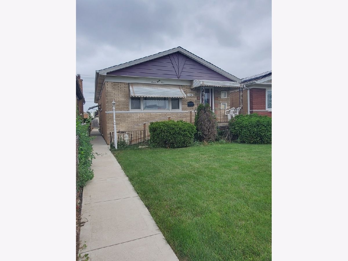  For Sale Burbank Illinois, 7734 Massasoit Avenue