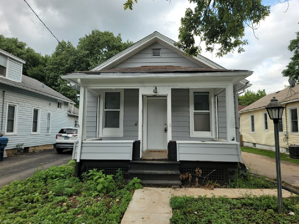  For Sale Aurora Illinois, 322 Hinman Street