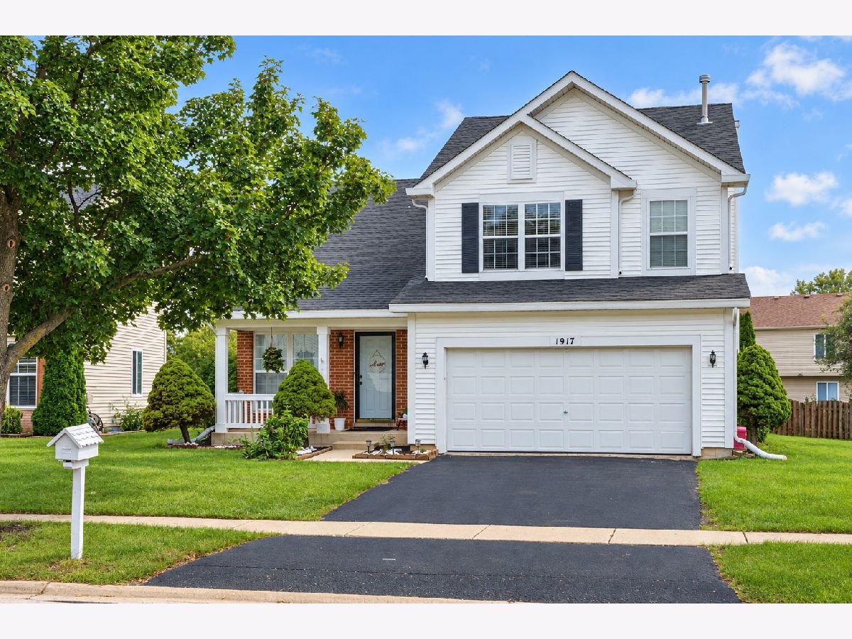 Homes & Townhomes For Sale Lakewood Falls Romeoville Illinois, 1917 Tuscany Lane