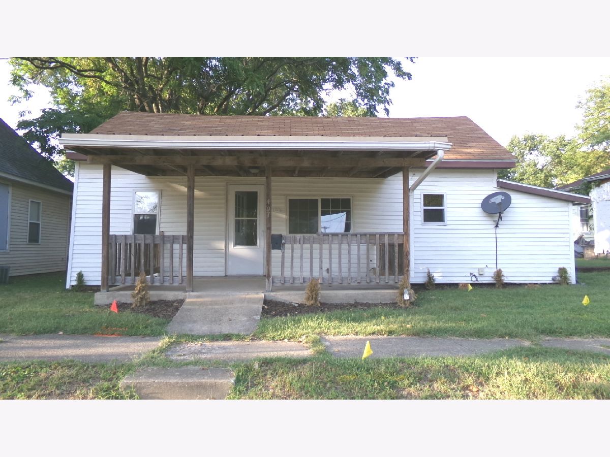  For Sale Clinton Illinois, 407 Woodlawn Street