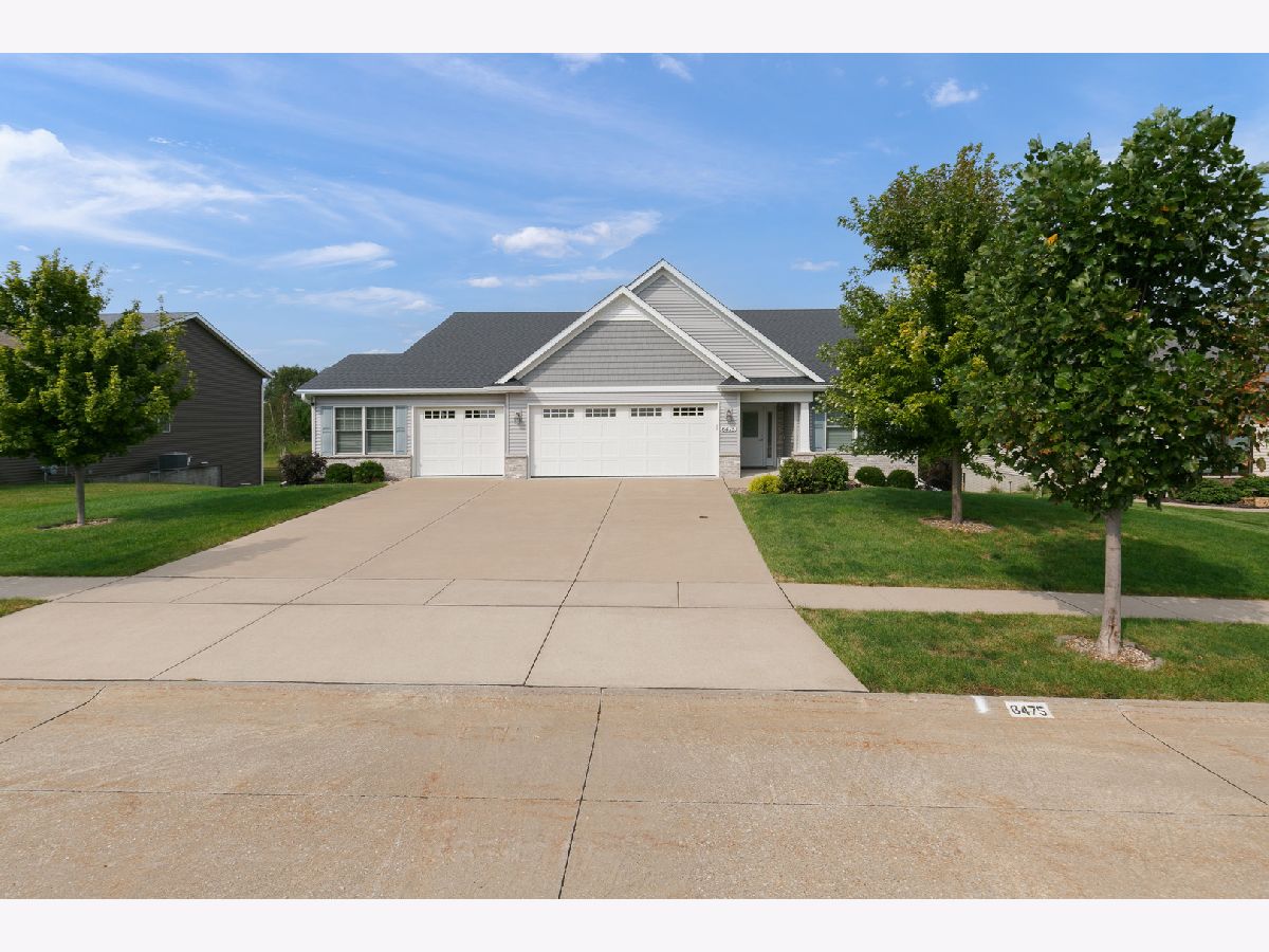  For Sale Davenport Iowa, 6475 Fairhaven Road
