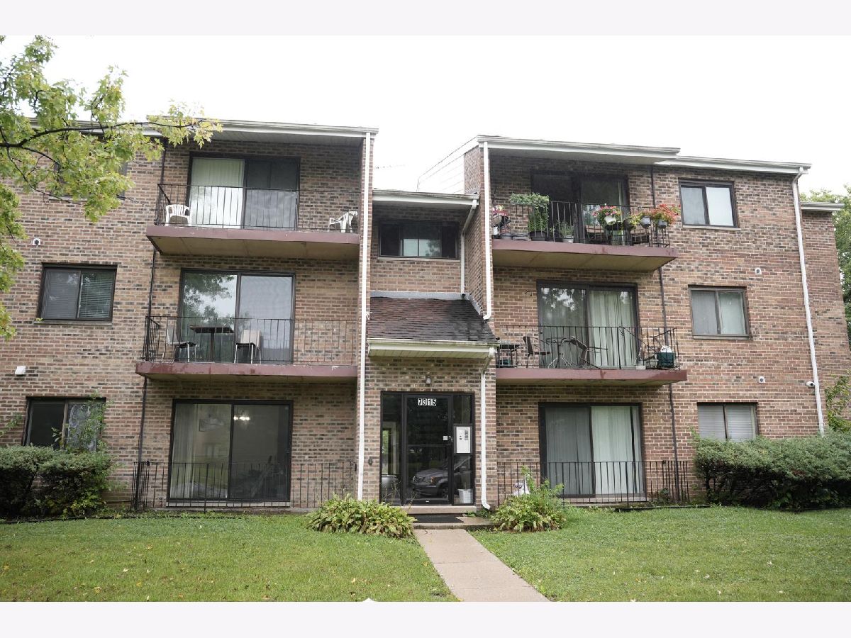  Rented Orland Park Illinois, 7315 Tiffany