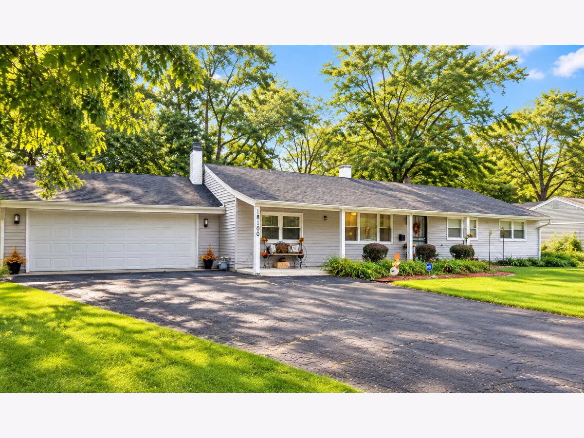  For Sale Country Club Hills Illinois, 18100 Baker Avenue