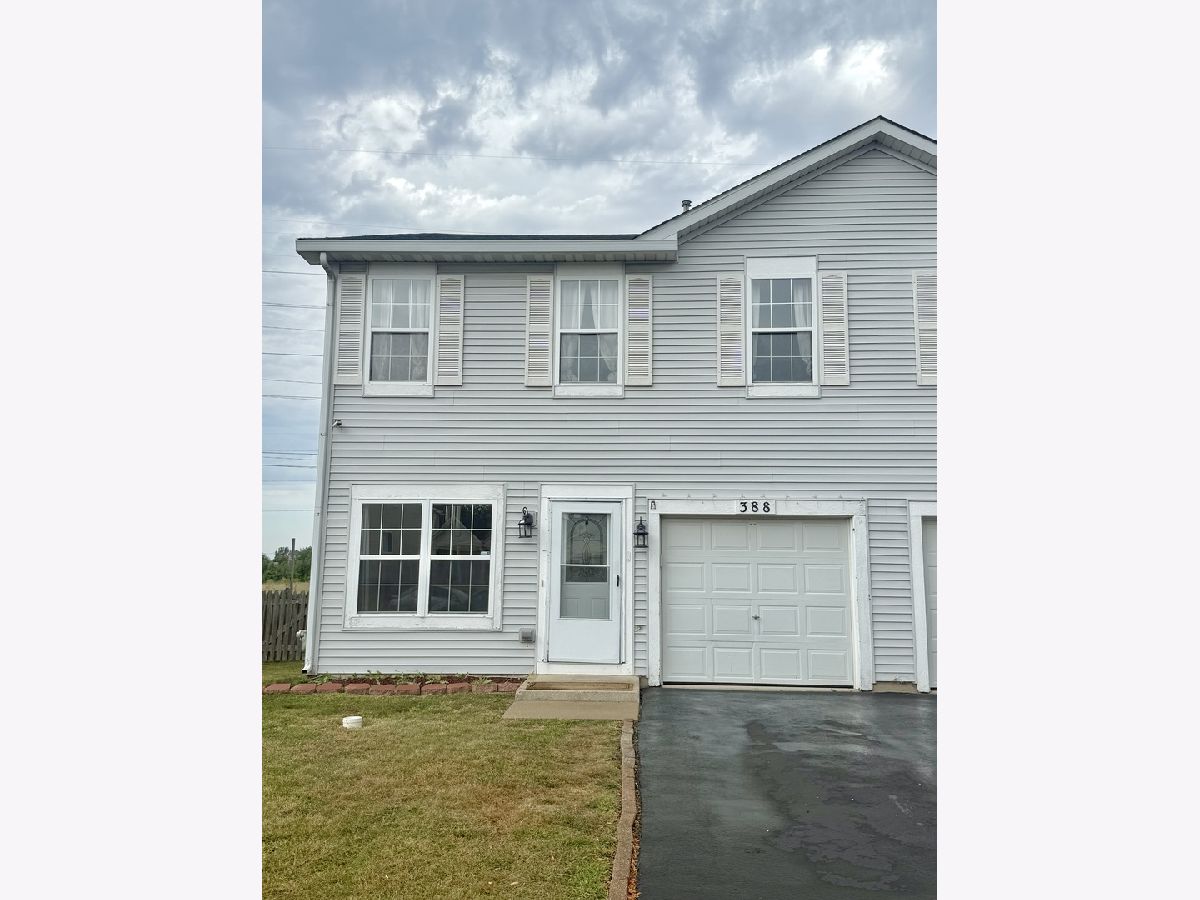  Rented Romeoville Illinois, 388 Richmond